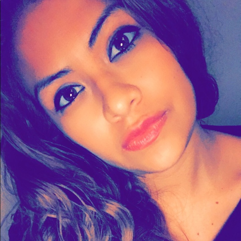 Meet your Posher, Jayjay